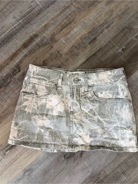 Hollister White and Light Gray Floral Denim Mini Skirt